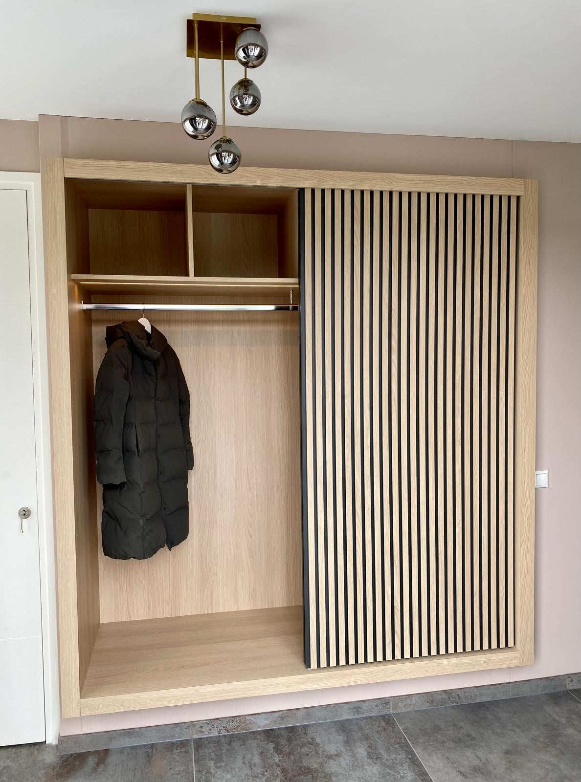 LED wardrobe rail 600mm 5.5W new