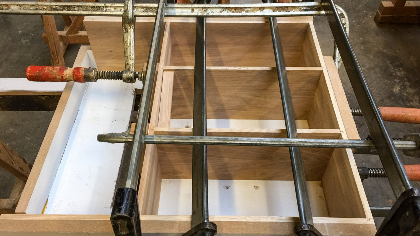 Quercia carrier for spice rack