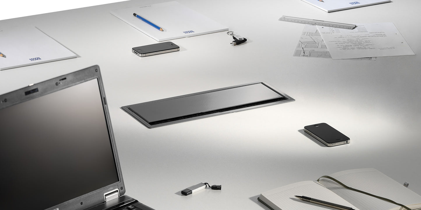 Coni power strip 2x230V + 2xUSB - 0.1m GST