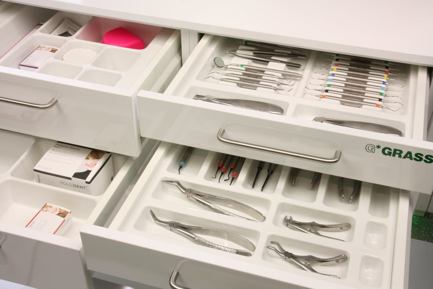 Clinic tray (380-490x350-390) 57mm