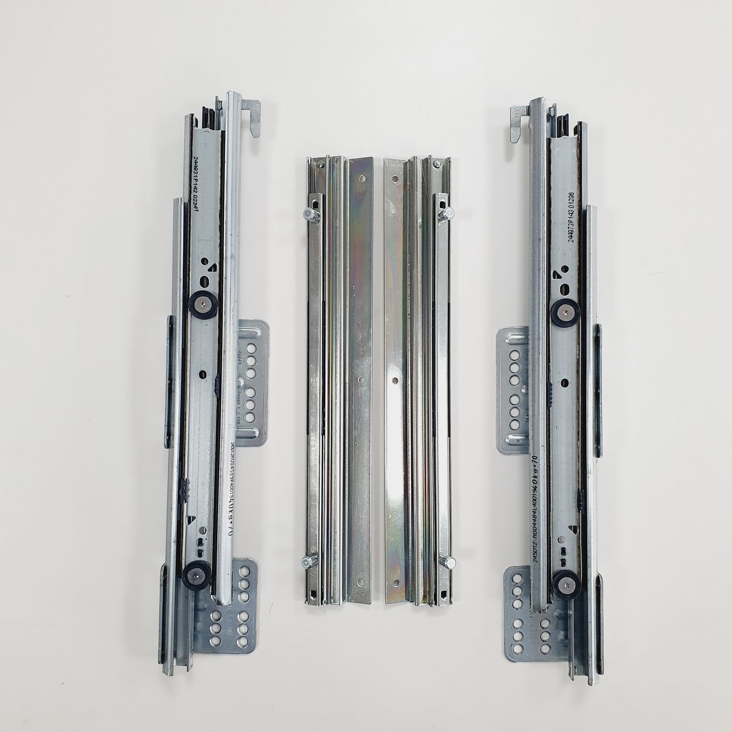 Cargo Synchro waste system 60B x 37H 28/28L incl. guides 