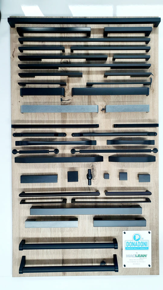 Donadoni Black Series display panel 